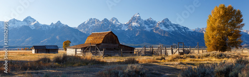 Fotomural John Moulton Barn within Mormon Row Historic District in Grand Teton National Pa