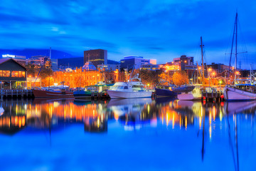 Canvas Print - Tas Hobart Harbour Yacht Gallery