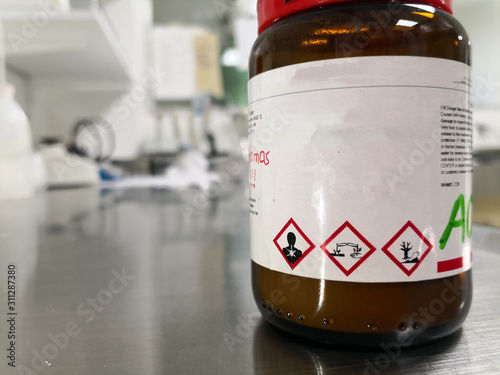 Cuadros en Lienzo Concept of a dangerous chemical substance, corrosive, toxic and polluting for th