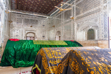 Wall Mural - Multan Shrine of Shah Yusuf Gardezi 50