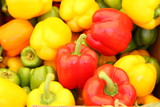 Fototapeta Sypialnia - colorful bell peppers in market