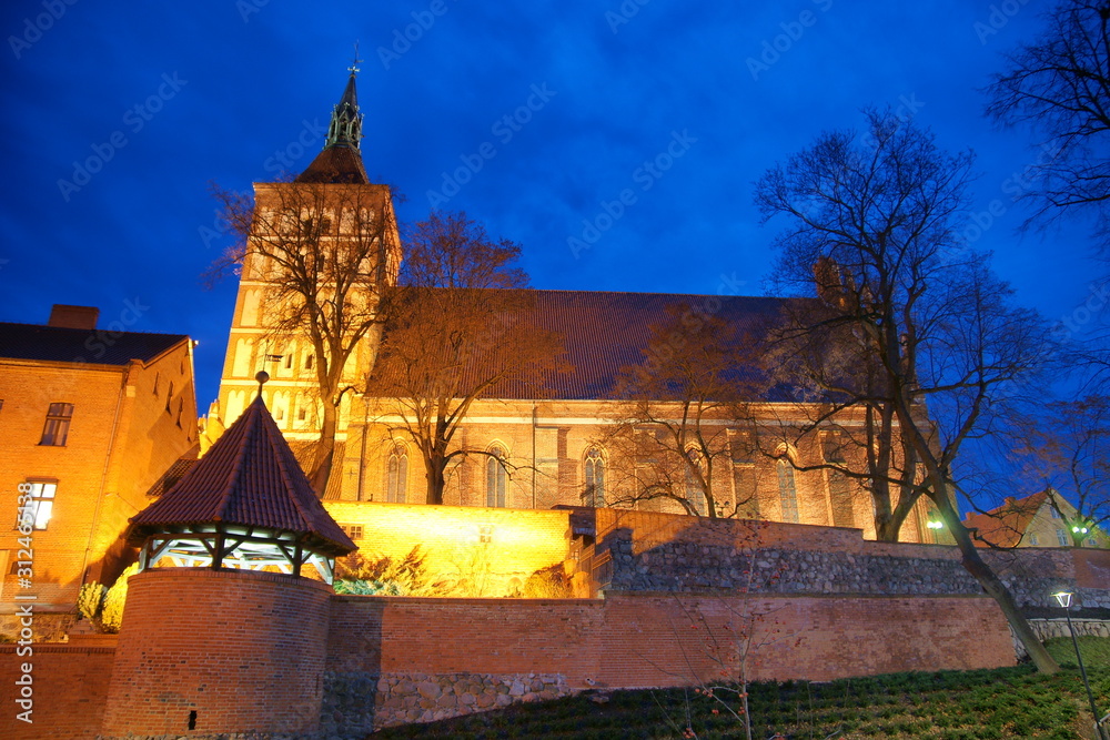 Olsztyn - Katedra św. Jakuba - obrazy, fototapety, plakaty 