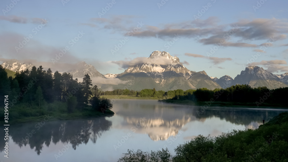 dawn view view of the tetons at oxbow bend in wyoming - obrazy, fototapety, plakaty 