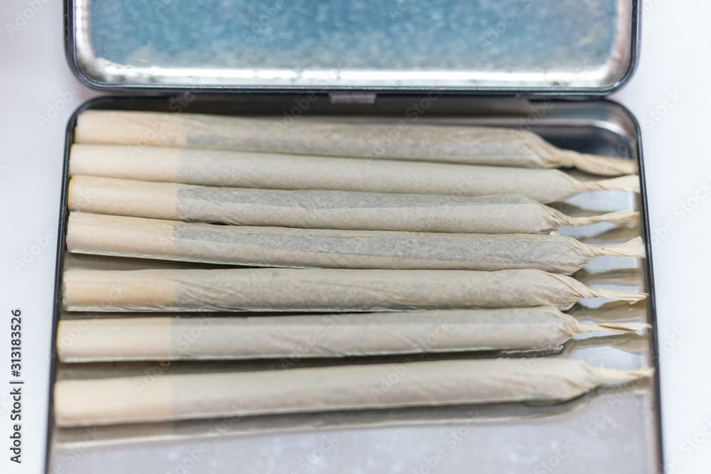 how many packs of cigarettes can i bring to germany Average price of a pack of 20 cigarettes in Europe : r/europe