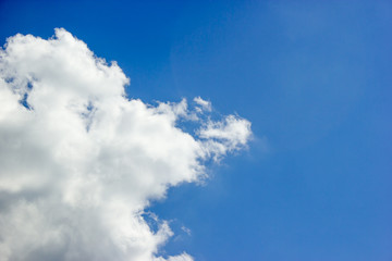 Wall Mural - blue sky and beautiful fluffy cloud. best summer sky photo background.