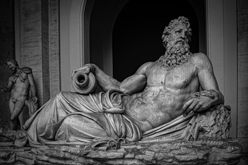  Statue Rome