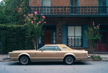 1970s Car Parked At An Elegant Southern Town House