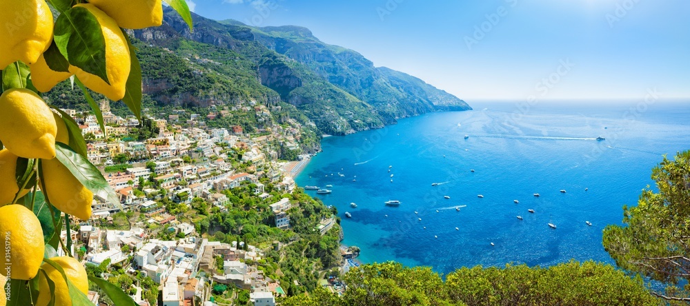 Obraz na płótnie Beautiful Positano and clear blue sea on Amalfi Coast in Campania, Italy. Amalfi coast is popular travel and holyday destination in Europe. w salonie