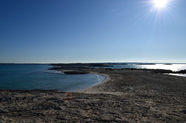 vistas a las playas blancas de la isla de formentera