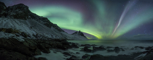 Wall Mural - Aurora Borealis (Northern Lights) above Stokksnes Beach and Vestrahorn Mountains, Iceland