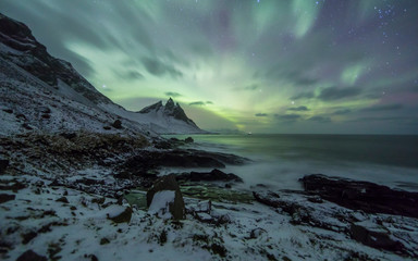 Wall Mural - Aurora Borealis (Northern Lights) above Stokksnes Beach and Vestrahorn Mountains, Iceland