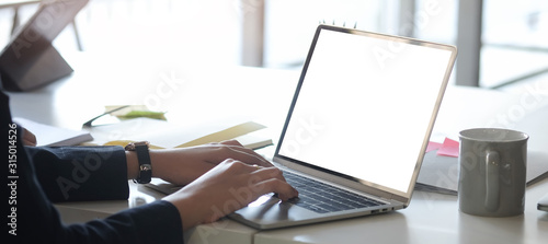Cuadros en Lienzo Mock up Copy Space Blank Screen Concept Business Working on Laptop