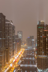 Fototapete - Chicago on a Foggy Night - Wacker Drive