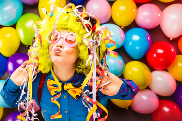 Wall Mural - Portrait of beautiful party woman in wig and glasses (Carneval).