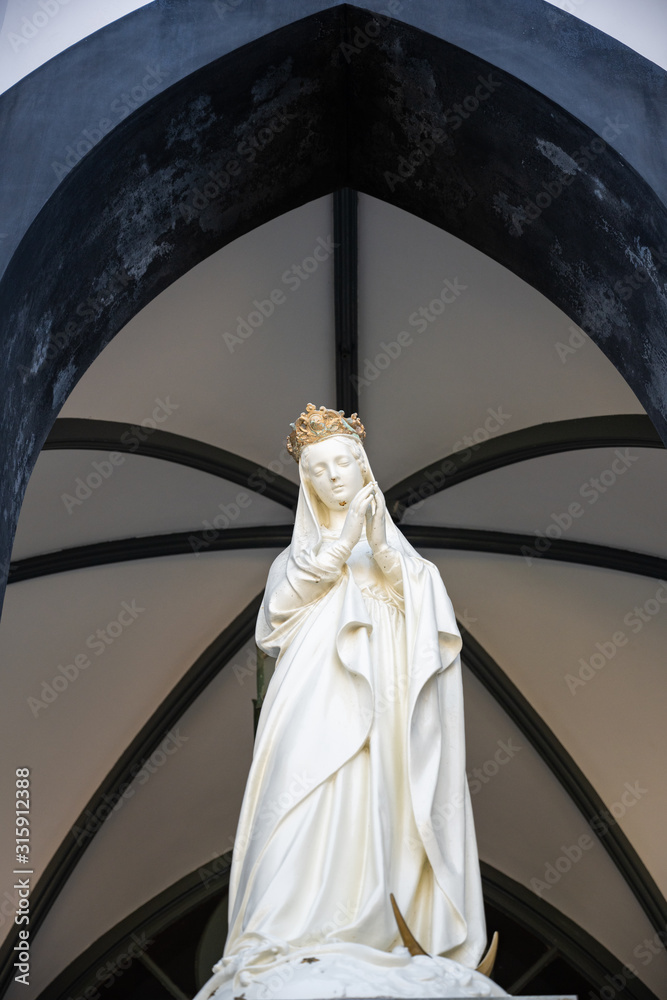 大浦天主堂の聖母マリア像 Stock Photo | Adobe Stock