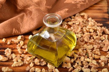 Poster - Bottle of walnut oil