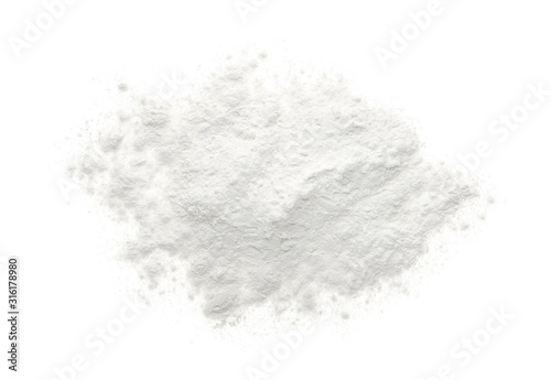 Fotomural Pile of organic flour isolated on white, top view