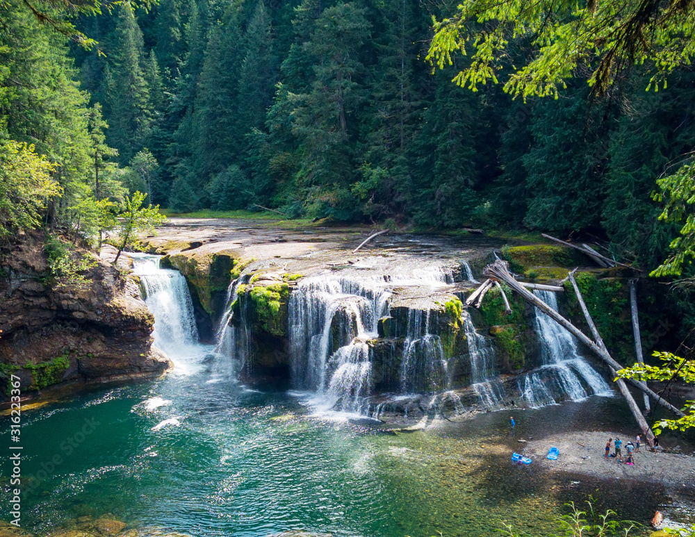 Stunning aerial photos of Lower Lewis River Falls on the majestic Lewis ...