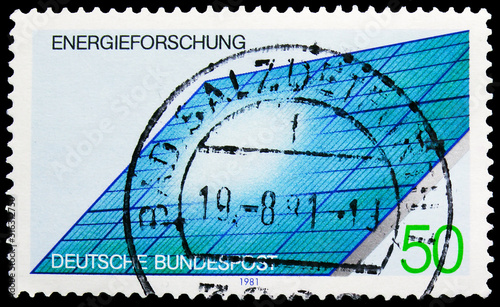 Photographie Postage stamp printed in Germany shows Solar Generator, Energy research serie, c