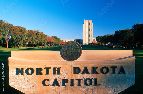 Fotografía State Capitol of North Dakota, Bismarck