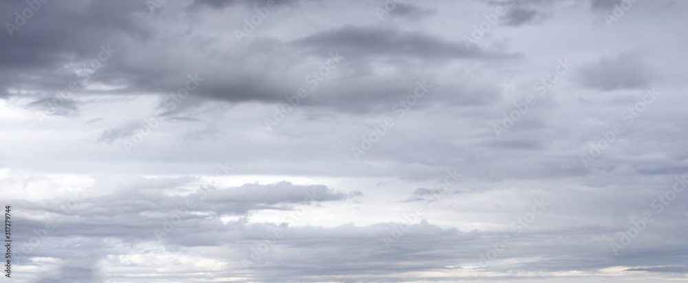 Overcast sky background with clouds - obrazy, fototapety, plakaty 