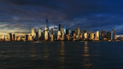 Wall Mural - timelapse of New York City Spectacular Sunset focuses on One World Trade Tower, Freedom Tower, NY