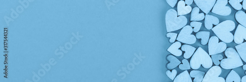 Fotografía Saint Valentine background heart right and free space for lettering