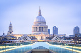 Fototapeta Londyn - St Paul's Cathedral and the Millennium Bridge on a winter morning in London	