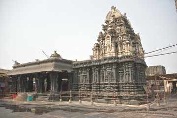 Wall Mural - Chintala Venkatramana Swamy Temple, Tadipatri, Andhra Pradesh, India