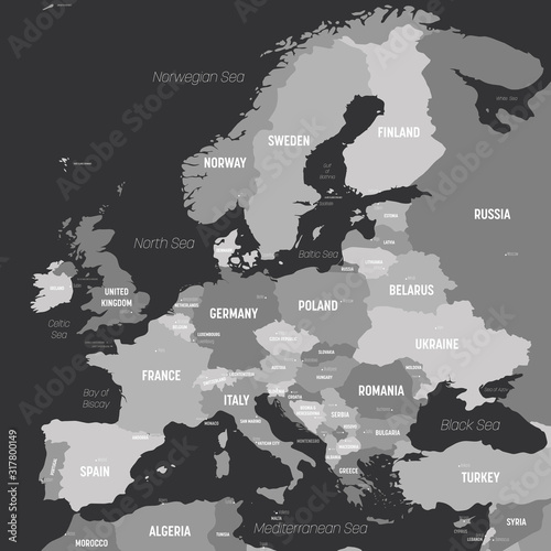 Obraz Dibond Mapa Europy - szary kolor na ciemnym tle. Szczegółowa mapa polityczna kontynentu europejskiego z oznaczeniem nazwy kraju, stolicy, oceanu i morza