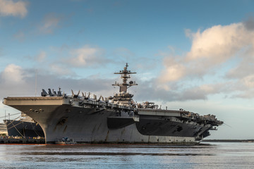 oahu, hawaii, usa. - january 10, 2020: pearl harbor. gray abraham lincoln aircraft carrier docked un