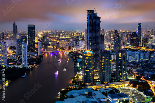Fotografía Aerial view of Bangkok modern office buildings, condominium in Bangkok city