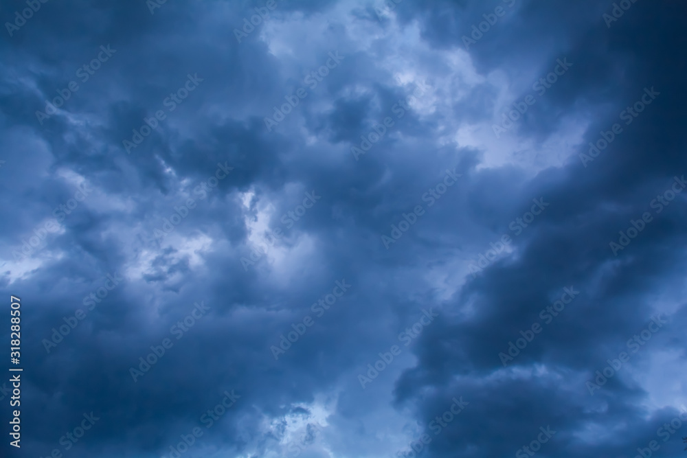 Dramatic cloudscape sky background with dark blue clouds, storm Stock ...