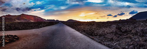 Fotomural Image related to unexplored road journeys and adventures