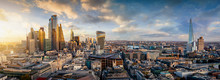 Sonnenuntergang Hinter Den Modernen Wolkenkratzern Der Skyline Von London, Großbritannien
