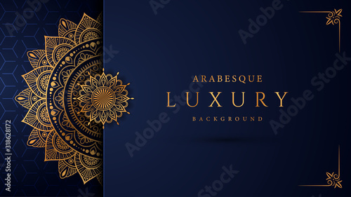 Fotografía Luxury mandala background with golden arabesque pattern arabic islamic east style