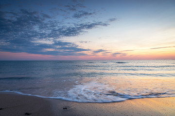 Wall Mural - Beautiful sunrise over the sea.