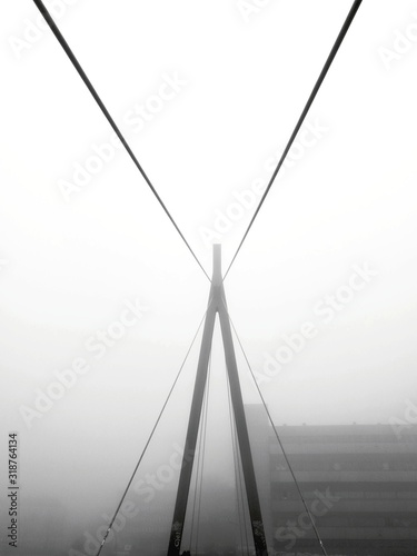 Naklejka most wiszący  most-wiszacy-w-mglistej-pogodzie