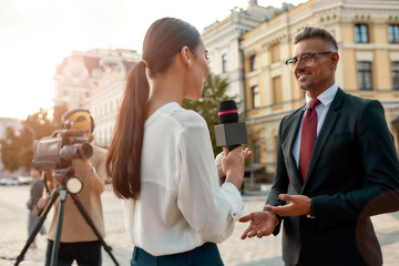 News never sleeps. Female journalist interviewing politician. Journalism industry, live streaming concept.