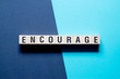 Encourage word concept on cubes