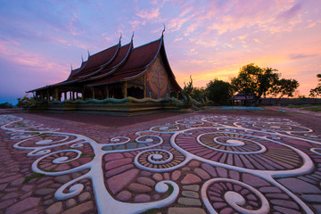 Wall Mural - Wat Sirindhorn in Ubon Ratchathani during sunrise in Thailand.