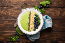 Breakfast Detox Green Smoothie With Bananas And Blueberries