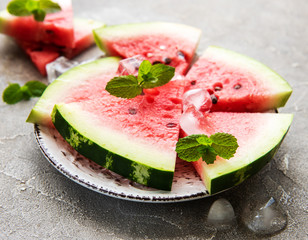 Wall Mural - Watermelon with ice