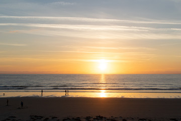 Wall Mural - sunset over the sea