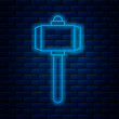 Glowing neon line Battle hammer icon isolated on brick wall background. Vector Illustration
