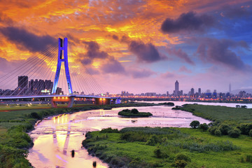 Poster - New Taipei Bridge CIty