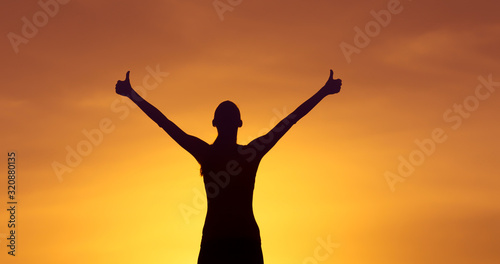 Cuadros en Lienzo Positive woman feeling free and happy.