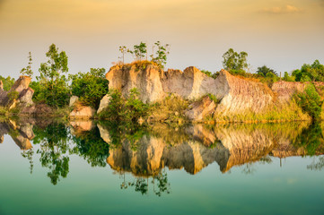 Canvas Print - Blue lake at Kamphaeng Phet province