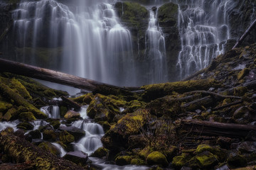 Canvas Print - Oregon Waterfall