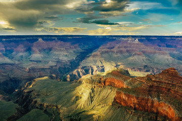 Wall Mural - Sunset in the South Rim of the Grand Canyon National Park, Arizona, USA.